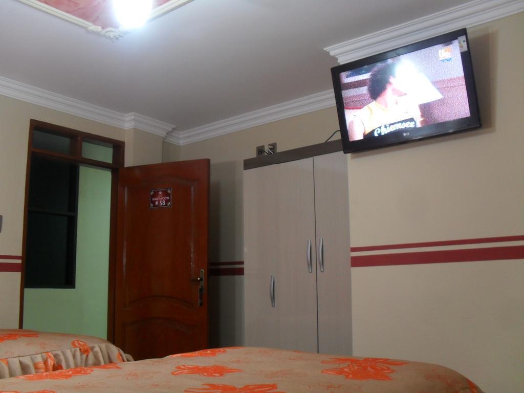 Hostal Corona Blanca Sucre Extérieur photo