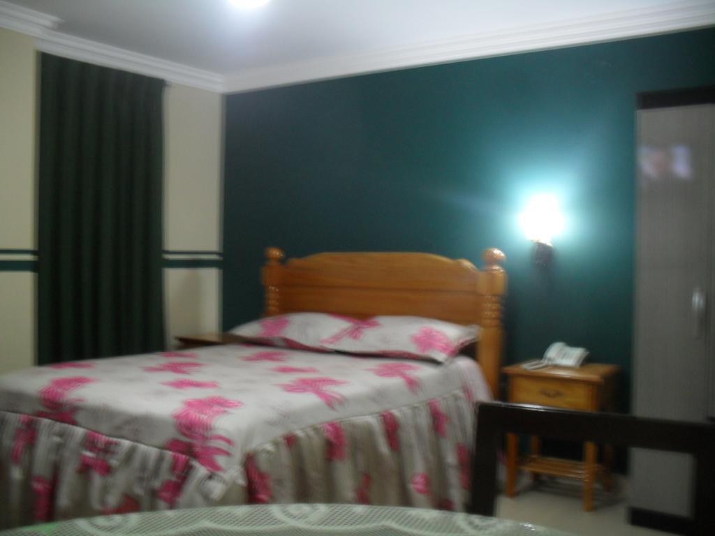 Hostal Corona Blanca Sucre Chambre photo