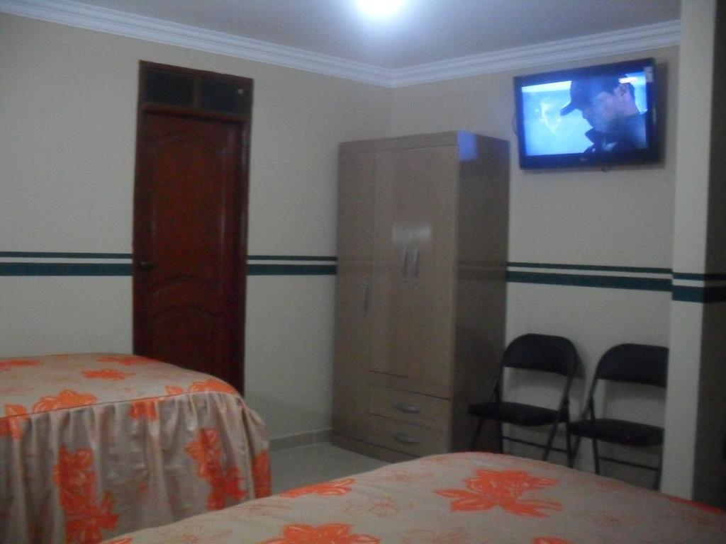 Hostal Corona Blanca Sucre Chambre photo