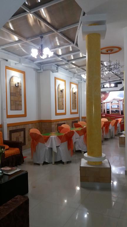 Hostal Corona Blanca Sucre Extérieur photo